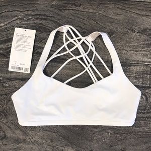 Lululemon free free to be wild bra size 8